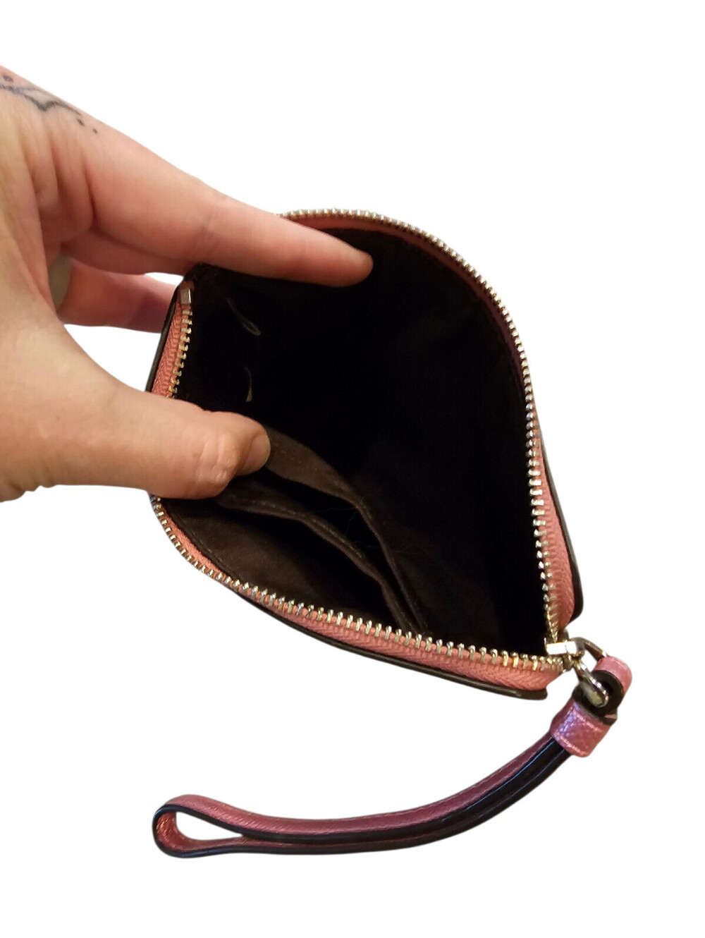Coach Limited Edition Maroon Pink Metallic Pebbled Leather Zippered Wristlet - Picture 4 of 5